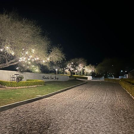 Cabanas, Suites Y Habitaciones Rancho San Jorge Bernal Ngoại thất bức ảnh