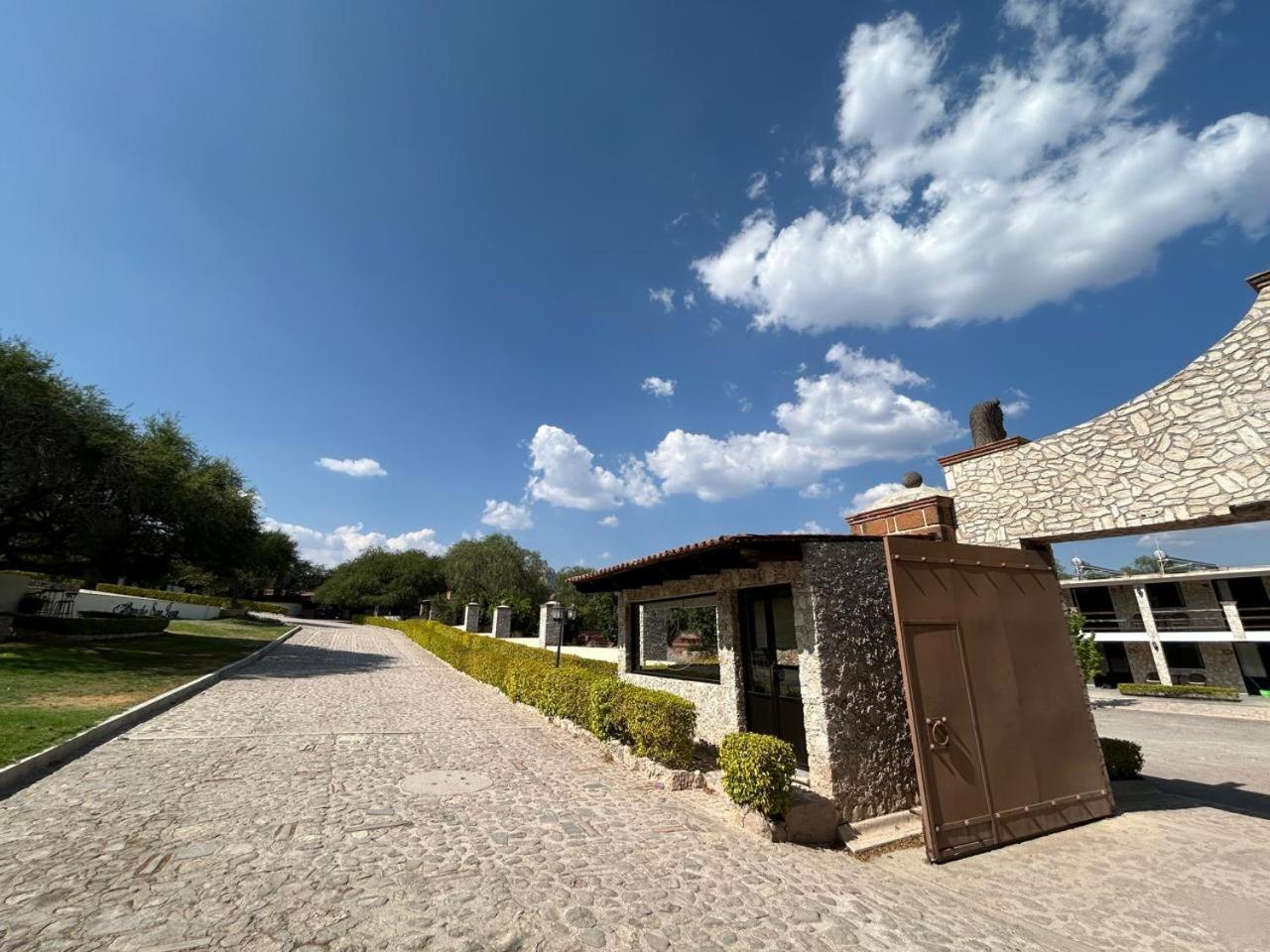 Cabanas, Suites Y Habitaciones Rancho San Jorge Bernal Ngoại thất bức ảnh